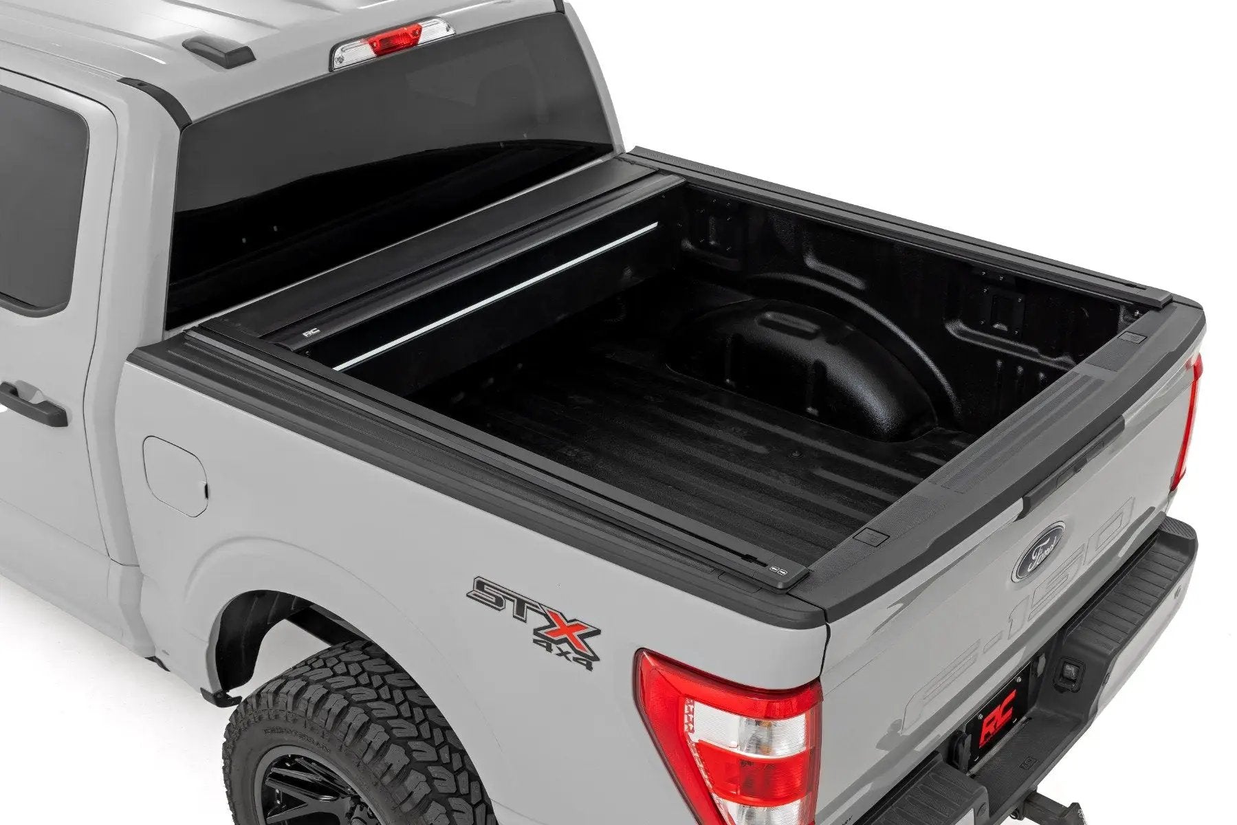 Rough Country Powered Retractable Bed Cover | 5'7" Bed | Ford F-150 (15-26)/F-150 Lightning (22-26) by Rough Country