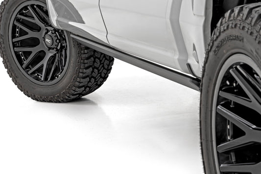 Estribos Eléctricos | Serie HT | Cabina Doble | Ford F-150/Lightning/250/350/Raptor (15-26)