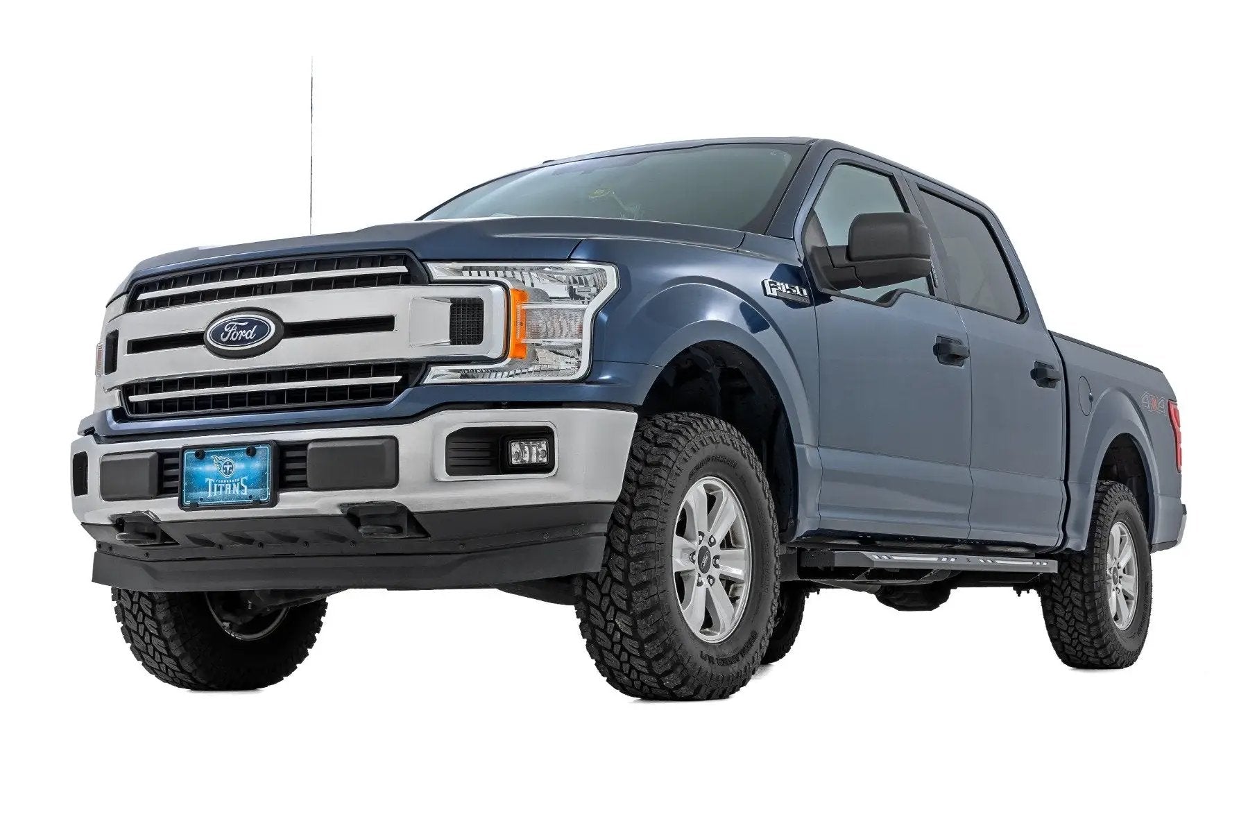 Rough Country AC2 Running Boards | Amber/White | Crew Cab | Ford F-150/Lightning/F-250/F-350/Raptor (15-26) by Rough Country