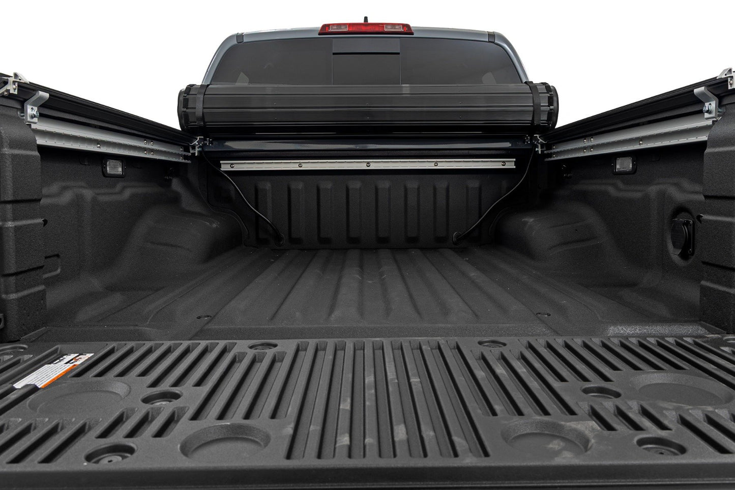 Cubierta enrollable rígida para caja | Caja de 5 pies | Nissan Frontier 2WD/4WD (2022-2026)