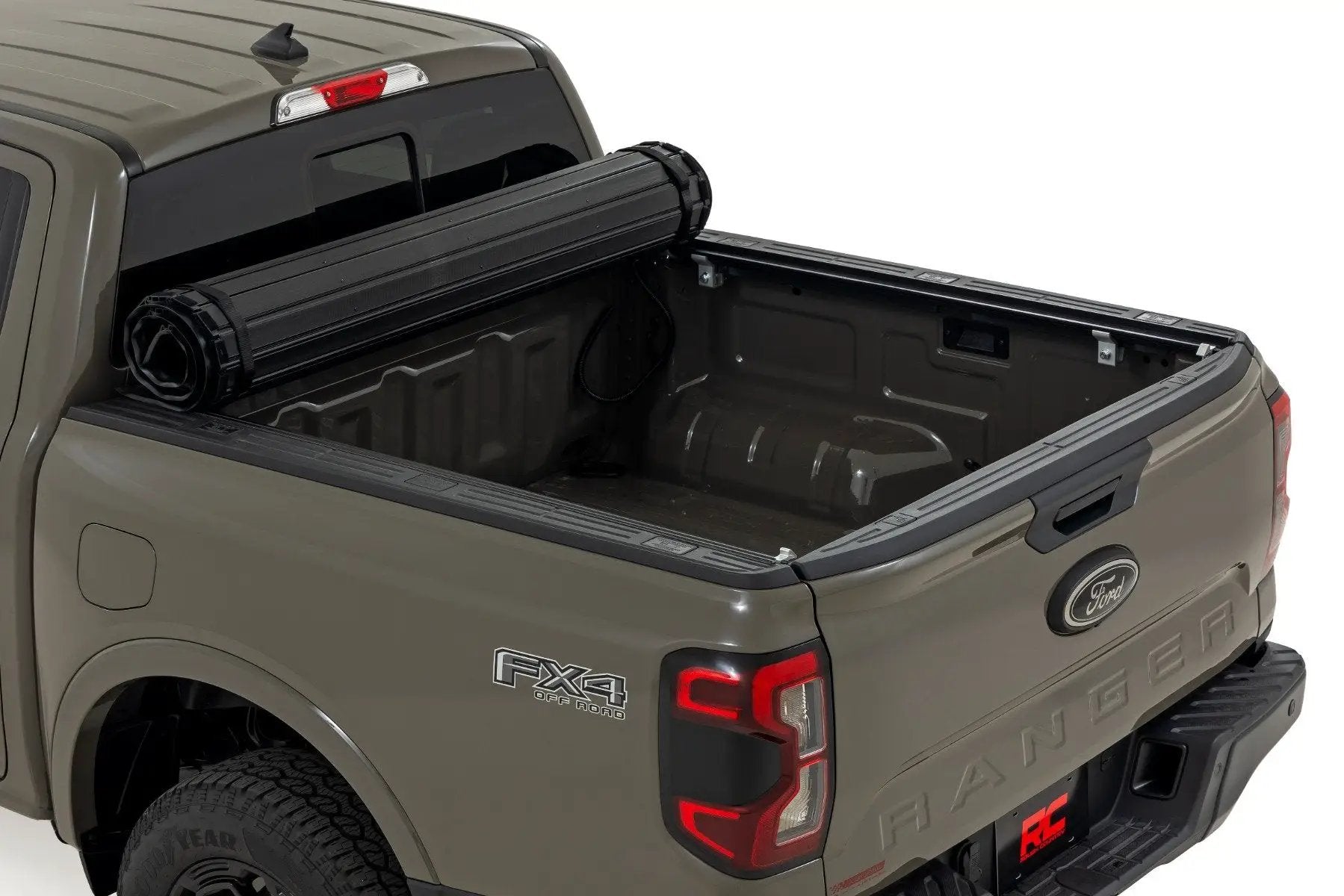 Rough Country Hard Roll Up Bed Cover | 5' Bed | Ford Ranger 2WD/4WD (2024-2025) by Rough Country