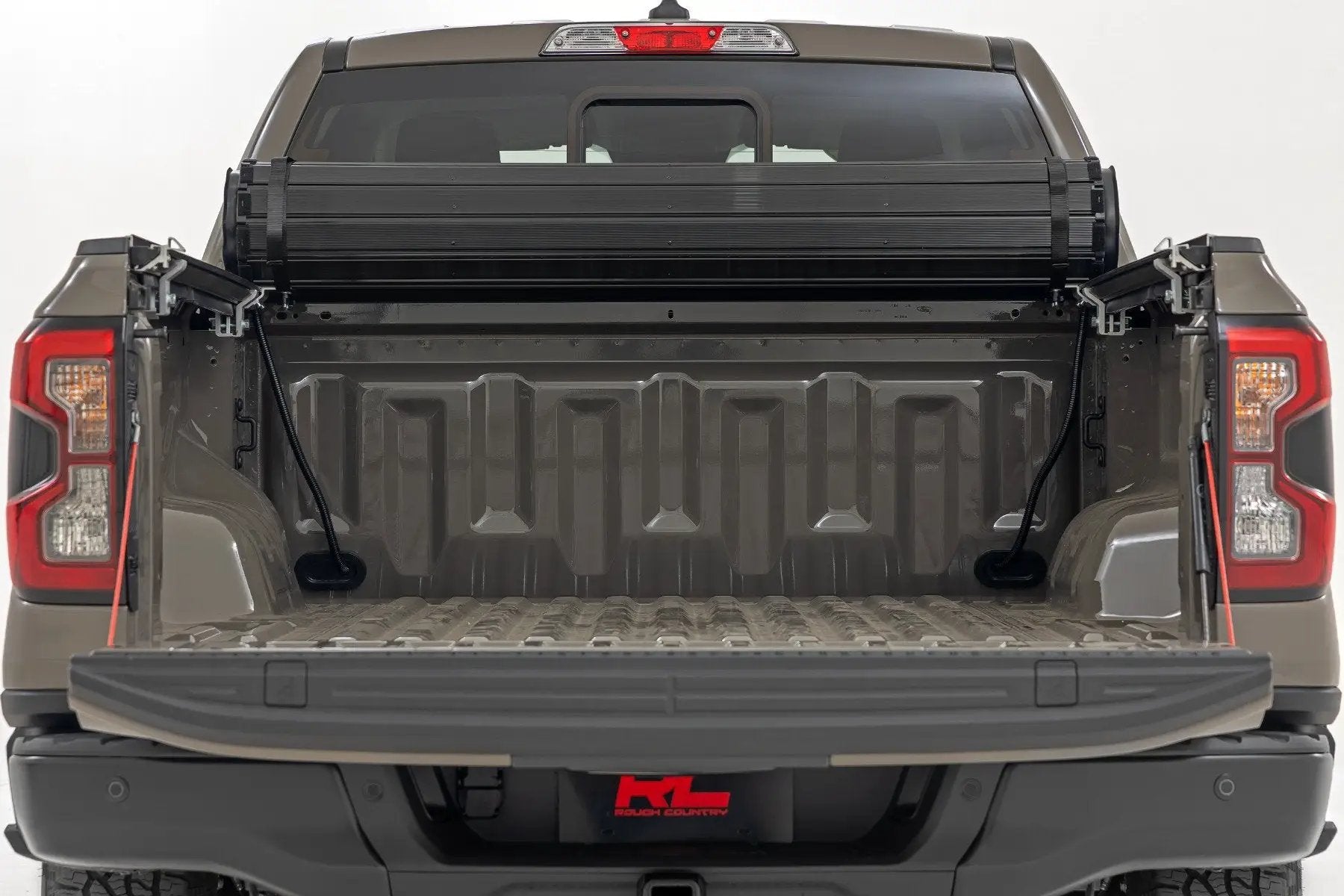 Rough Country Hard Roll Up Bed Cover | 5' Bed | Ford Ranger 2WD/4WD (2024-2025) by Rough Country