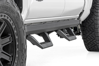 Rough Country SRX2 Adjustable Aluminum Steps | Double Cab | Toyota Tacoma 2WD/4WD (24-25)