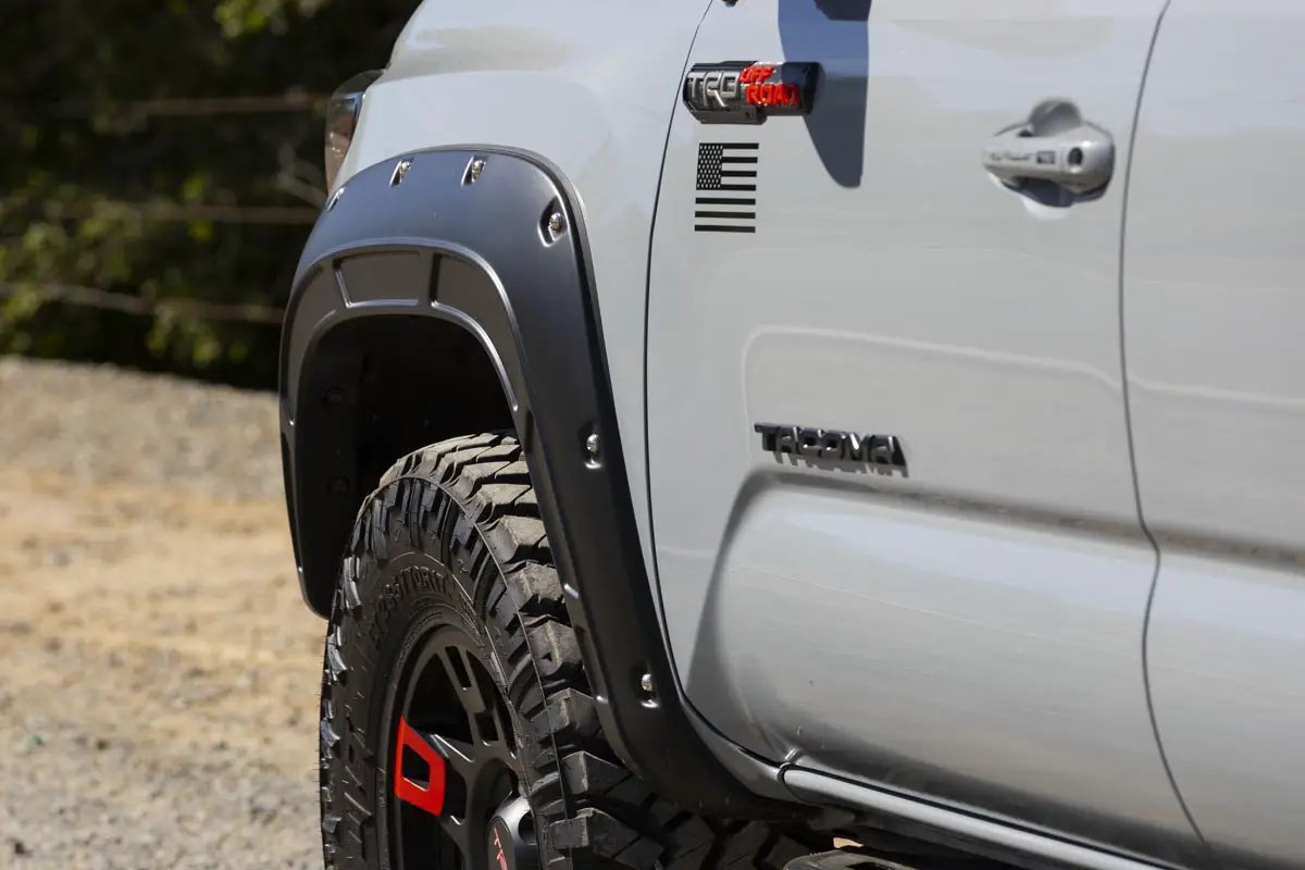 Rough Country Fender Flares | Defender | 040 Super White | Toyota Tacoma 2WD/4WD (16-23) by Rough Country