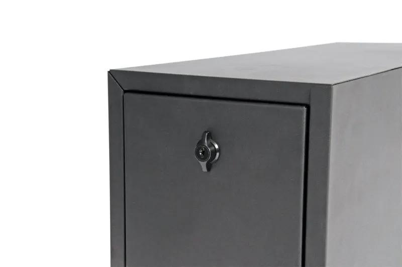 Dee Zee DZE Specialty Toolbox by Dee Zee