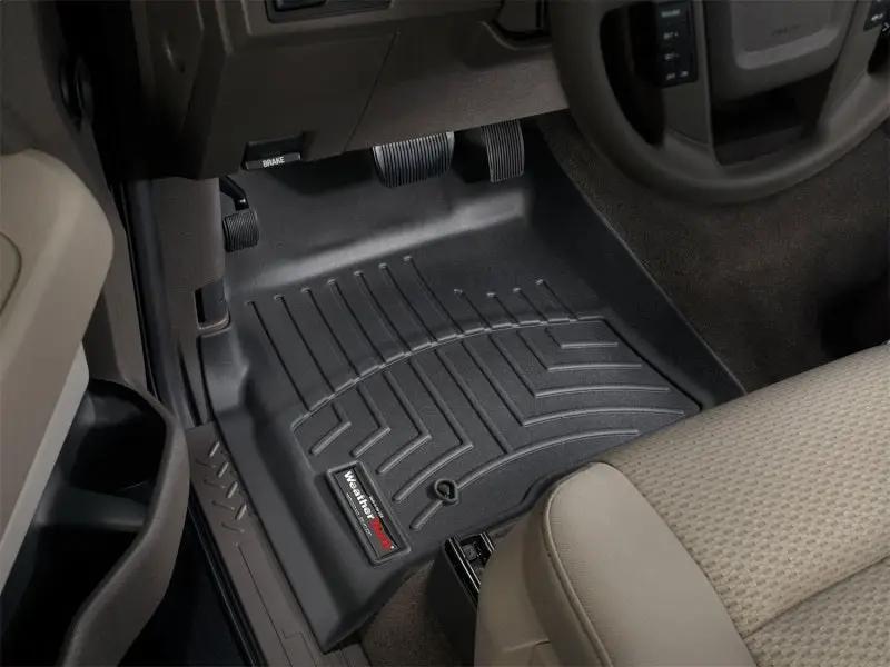WeatherTech WT FloorLiner - Front - Blk by WeatherTech