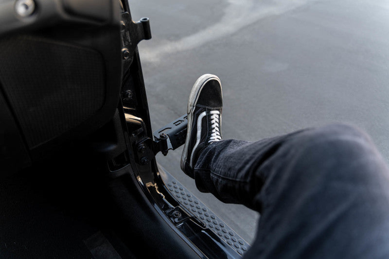 DV8 Offroad DVE Foot Pegs