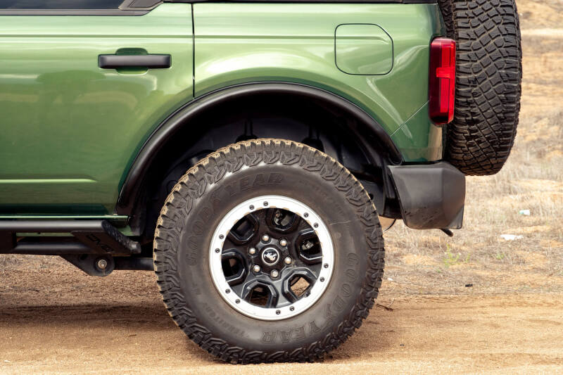 DV8 Offroad DVE Fenders