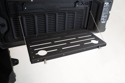 DV8 Offroad DVE Tail Gate Plate