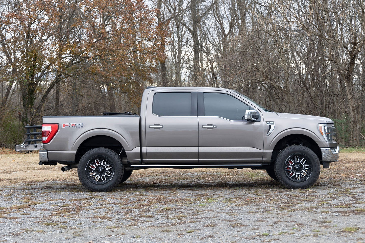 Cubiertas de pinza de freno | Traseras | Rojas | Ford F-150 2WD/4WD (2021-2025)