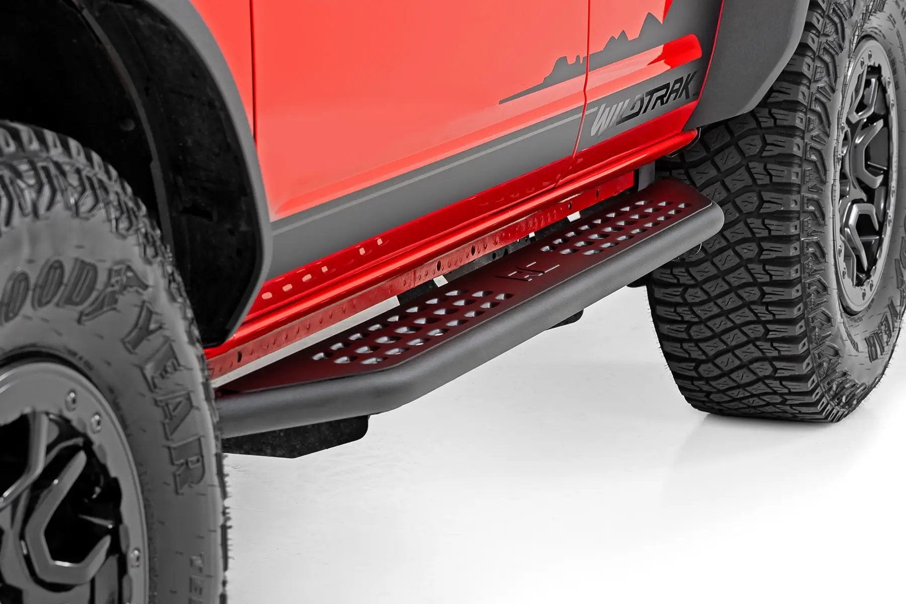 Rough Country OV2 Running Boards | Side Step Bars | 4-Door | Ford Bronco 4WD (2021-2025) by Rough Country