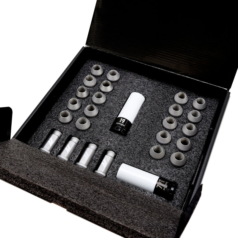 Mishimoto MM Lug Nuts - Locking