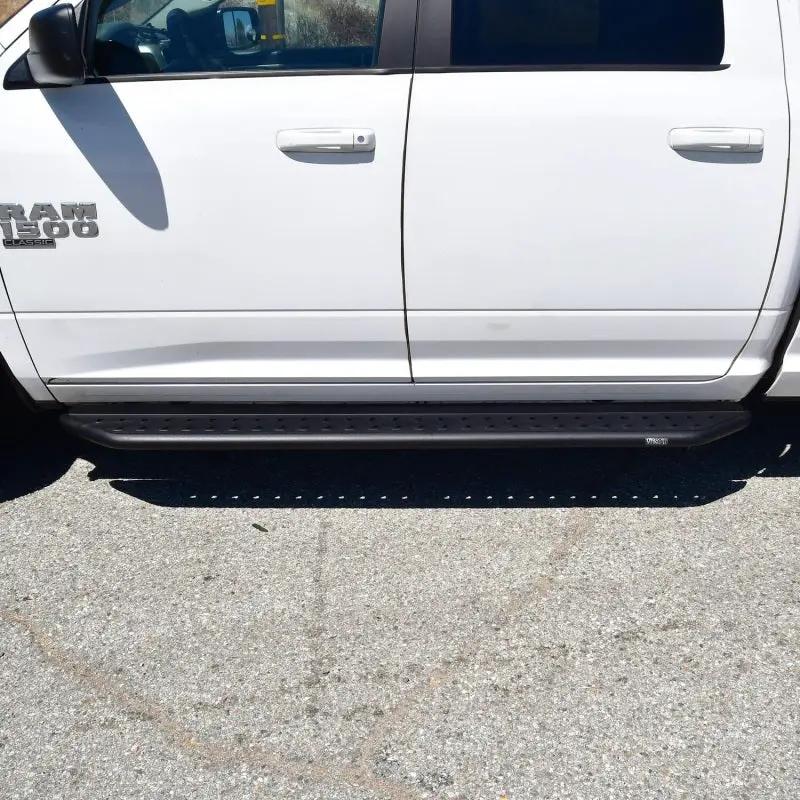 Westin WES Nerf Bars - Outlaw by Westin