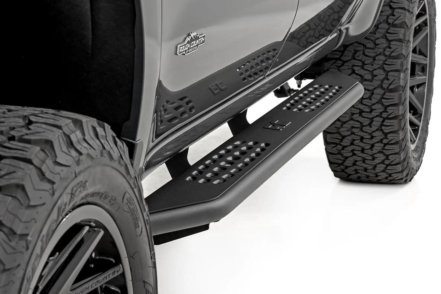 Rough Country OV2 Running Boards | Side Step Bars | Crew Cab | Chevy/GMC 1500/2500HD (19-26) by Rough Country