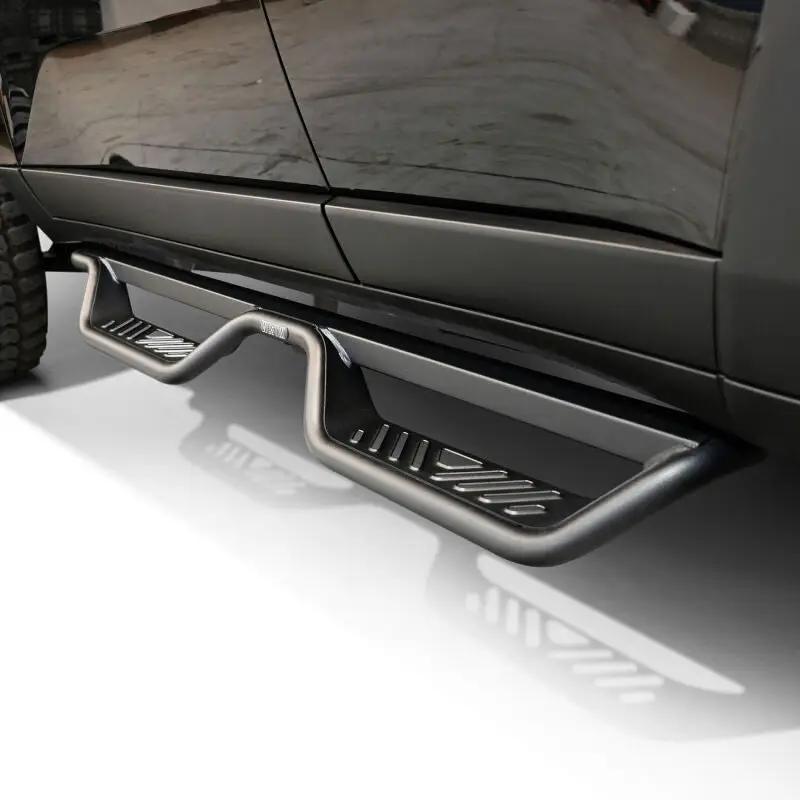 Westin WES Nerf Bars - Outlaw by Westin