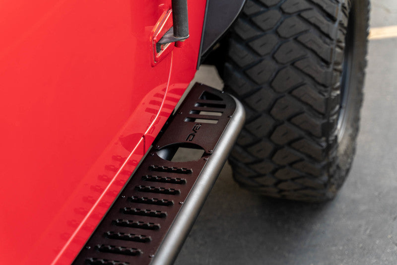 DV8 Offroad DVE Rock Slider Steps