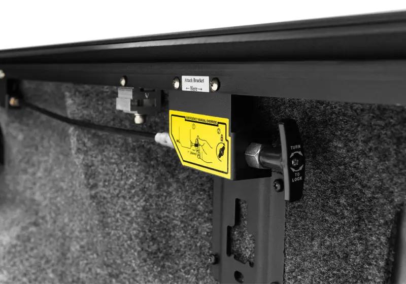 Roll-N-Lock RNL E-Series Tonneau Cover by Roll-N-Lock