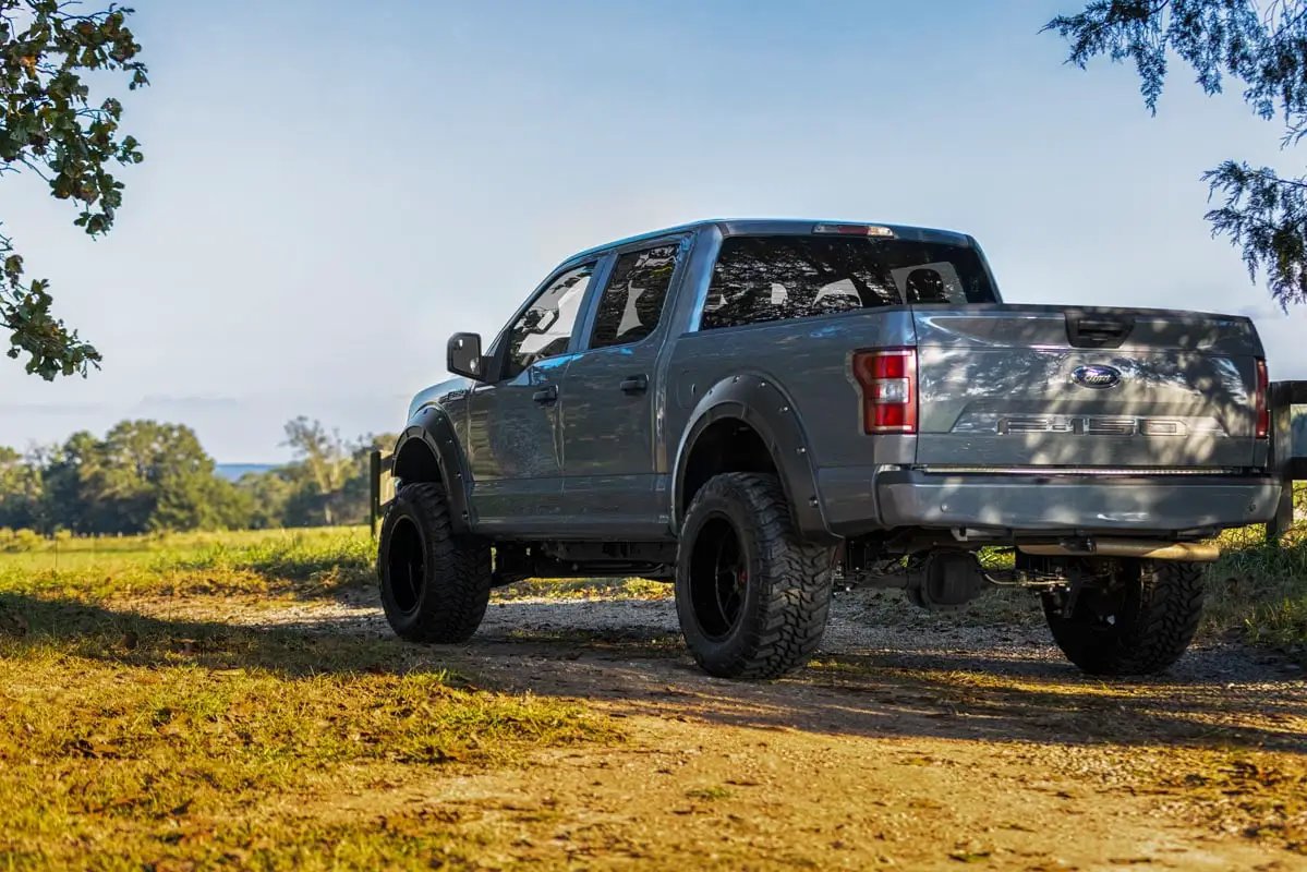 Rough Country Fender Flares | Defender | YZ Oxford White | Ford F-150 2WD/4WD (2015-2020) by Rough Country