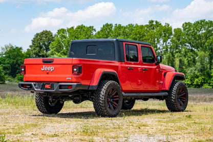 Rough Country 2.5 Inch Leveling Kit | Spacers | N3 | Jeep Gladiator JT 4WD (2020-2023)