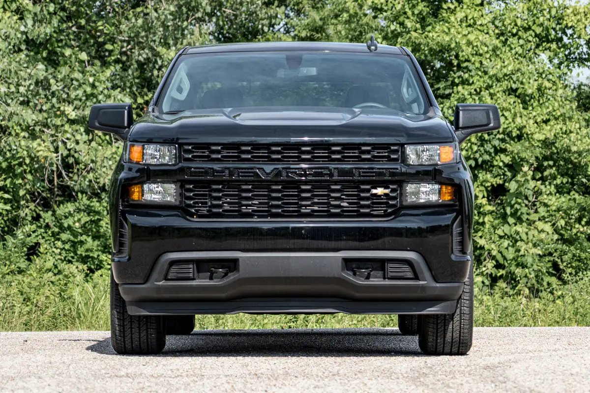 Rough Country Lowering Shackles | 1-1.5 Inch | Chevy/GMC Sierra 1500 (19-26)/Silverado 1500 (19-26) by Rough Country