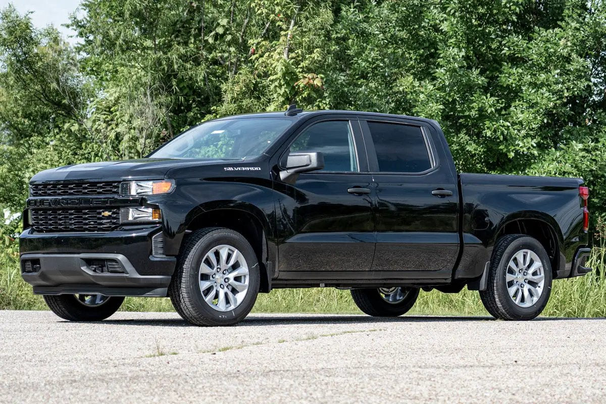 Rough Country Lowering Shackles | 1-1.5 Inch | Chevy/GMC Sierra 1500 (19-26)/Silverado 1500 (19-26) by Rough Country