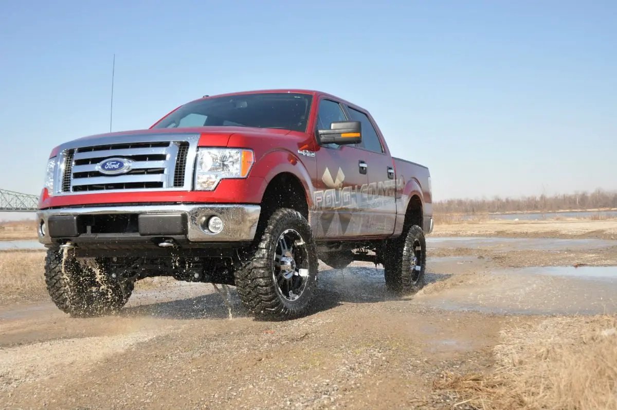 Rough Country 6 Inch Lift Kit | N3 Struts | Ford F-150 4WD (2009-2010) by Rough Country