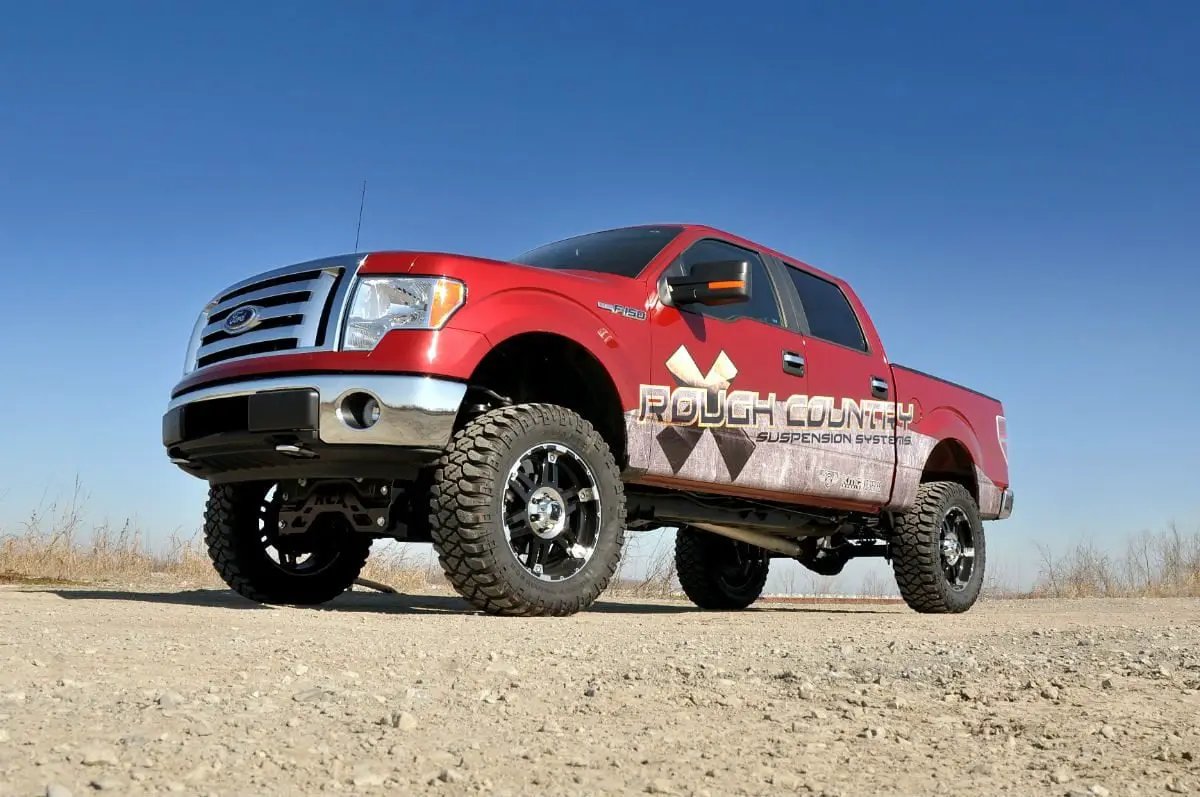 Rough Country 6 Inch Lift Kit | Ford F-150 4WD (2009-2010) by Rough Country