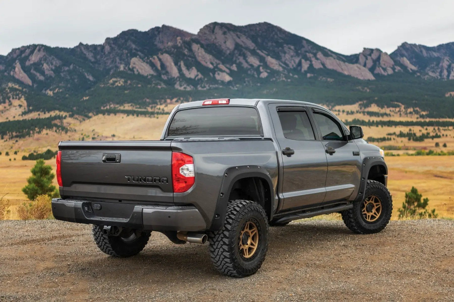 Rough Country Pocket Fender Flares | 6 & 8' Bed | Gloss Black | Toyota Tundra (14-21) by Rough Country