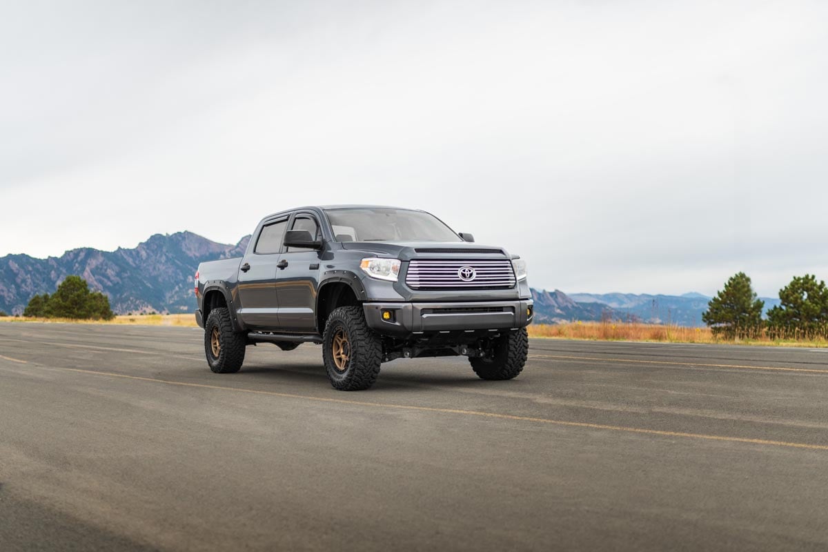 Расширители арок | Defender | 089 Wind Chill Pearl | Toyota Tundra (14-21)