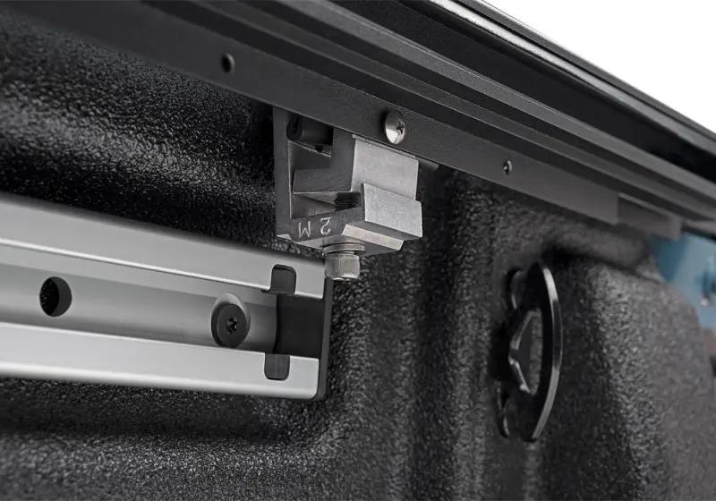 Roll-N-Lock RNL M-Series Tonneau Cover by Roll-N-Lock