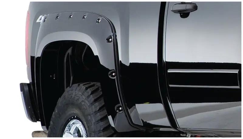 Bushwacker BUS Cutout Style Flares by Bushwacker
