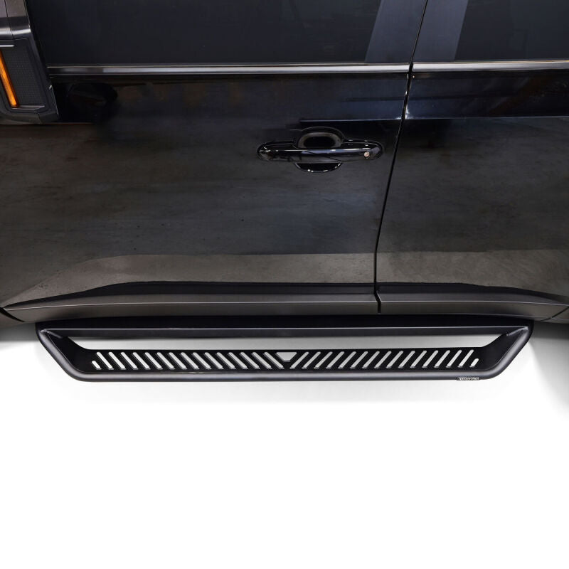 Westin WES Running Boards - Outlaw