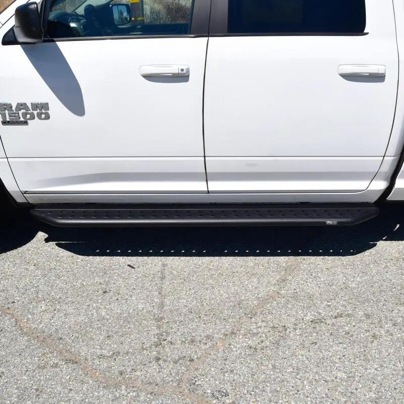 Westin WES Nerf Bars - Outlaw by Westin