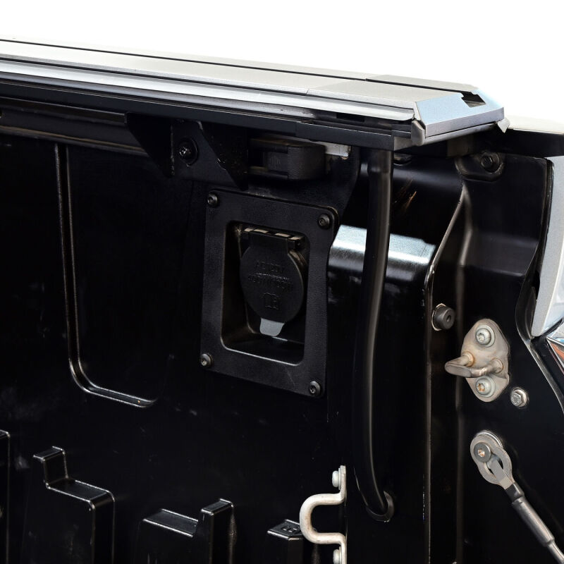 Westin WES Electric Retractable Tonneau