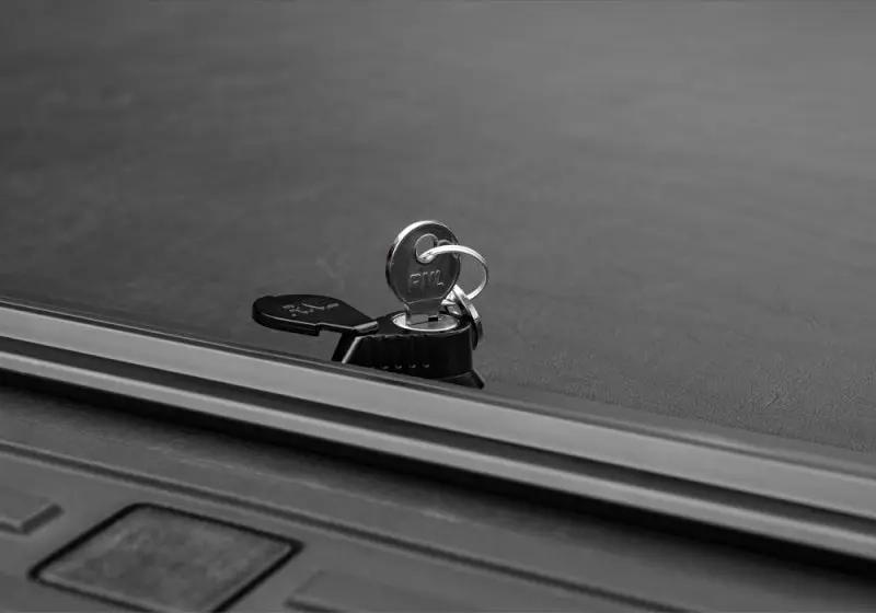 Roll-N-Lock RNL M-Series Tonneau Cover by Roll-N-Lock