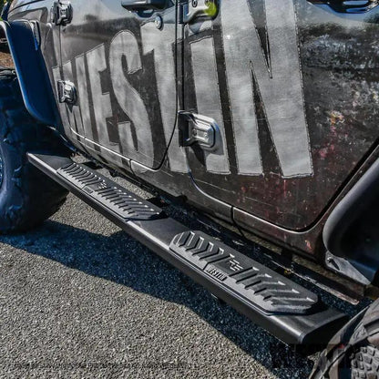 Westin WES Nerf Bars - R5 by Westin