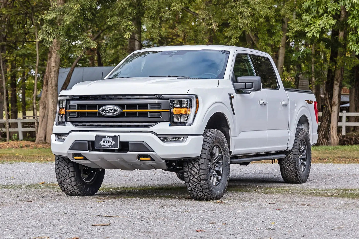Rough Country 2.5 Inch Lift Kit | M1 Struts | Ford F-150 Tremor 4WD (2021-2025) by Rough Country