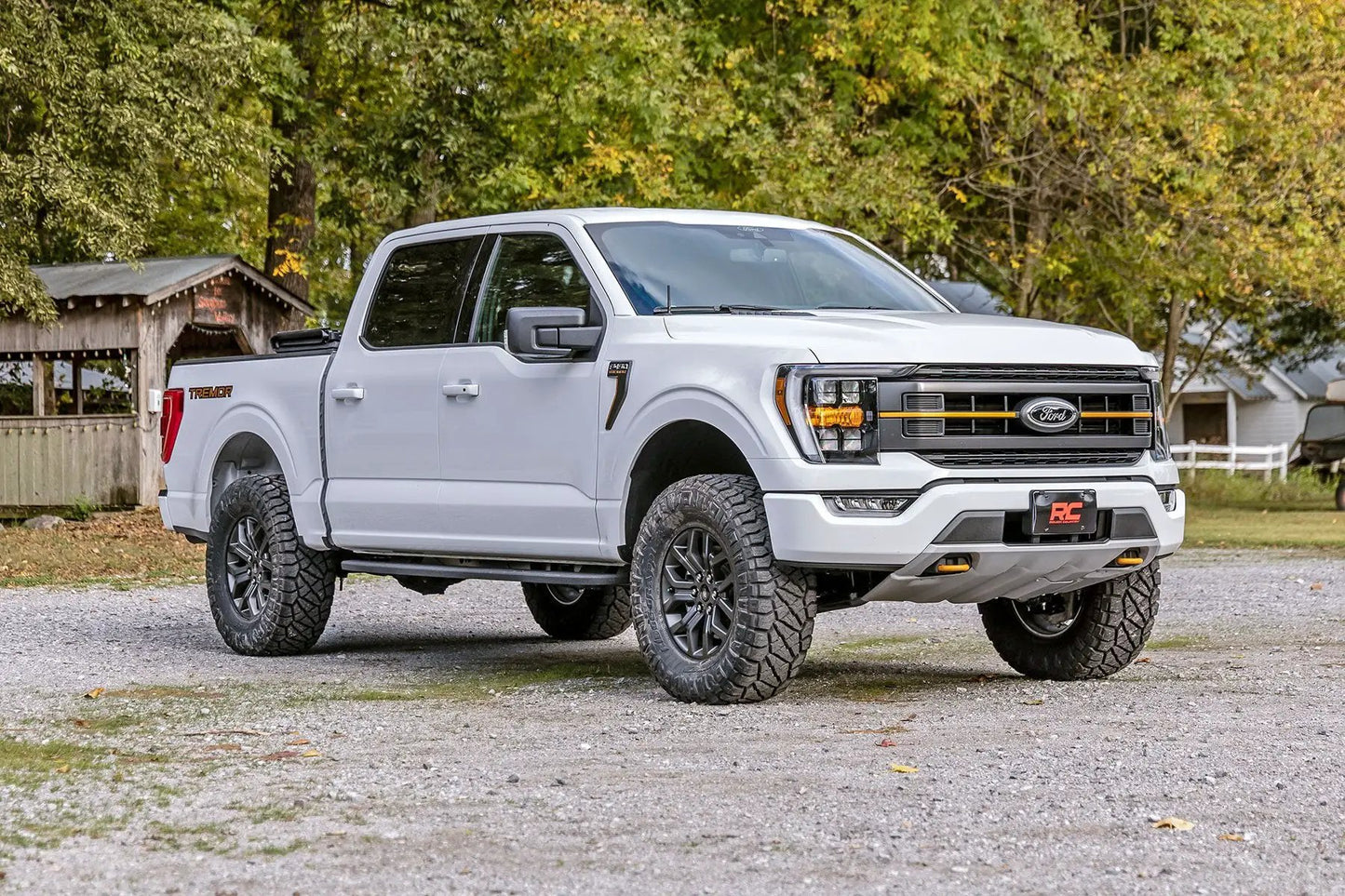 Rough Country 2.5 Inch Lift Kit | M1 Struts | Ford F-150 Tremor 4WD (2021-2025) by Rough Country