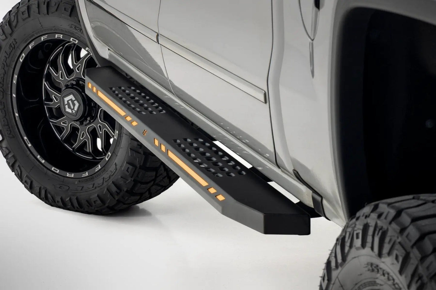 Rough Country AC2 Running Boards | Amber/White | Crew Cab | Chevy/GMC 1500 (07-18) by Rough Country