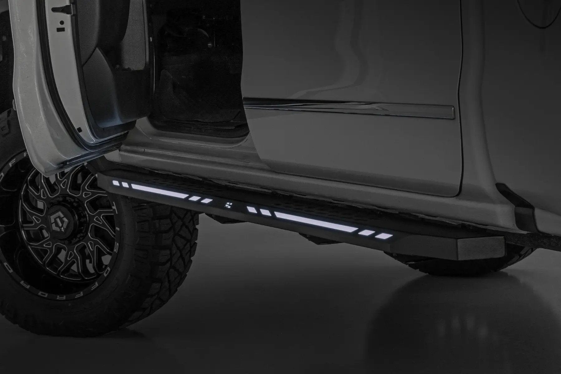 Rough Country AC2 Running Boards | Amber/White | Crew Cab | Chevy/GMC 1500 (07-18) by Rough Country