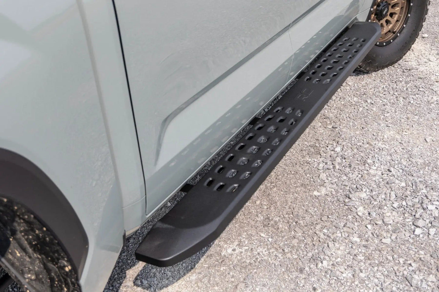 Rough Country RPT2 Running Board | Crew Cab | Black | Toyota Tundra 2WD/4WD (2022-2026) by Rough Country