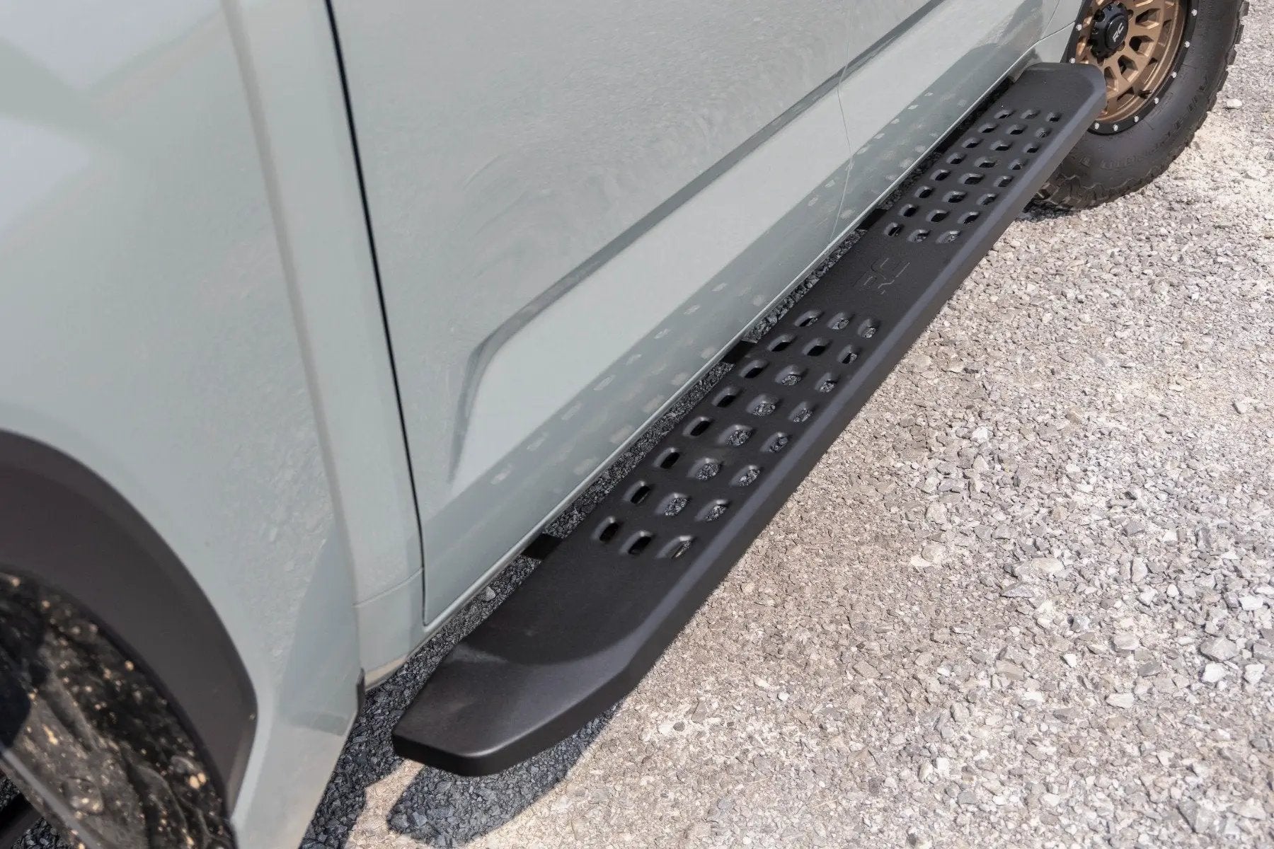Rough Country RPT2 Running Board | Crew Cab | Black | Toyota Tundra 2WD/4WD (2022-2026) by Rough Country