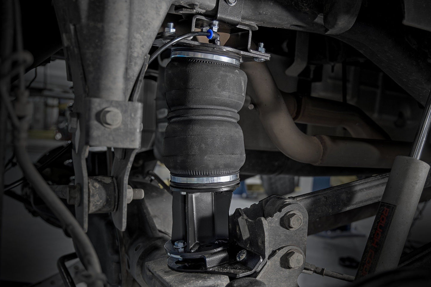 Rough Country Air Spring Kit w/compressor | Wireless Controller | 6 Inch Lift Kit | Ram 1500 (10-18 & Classic)