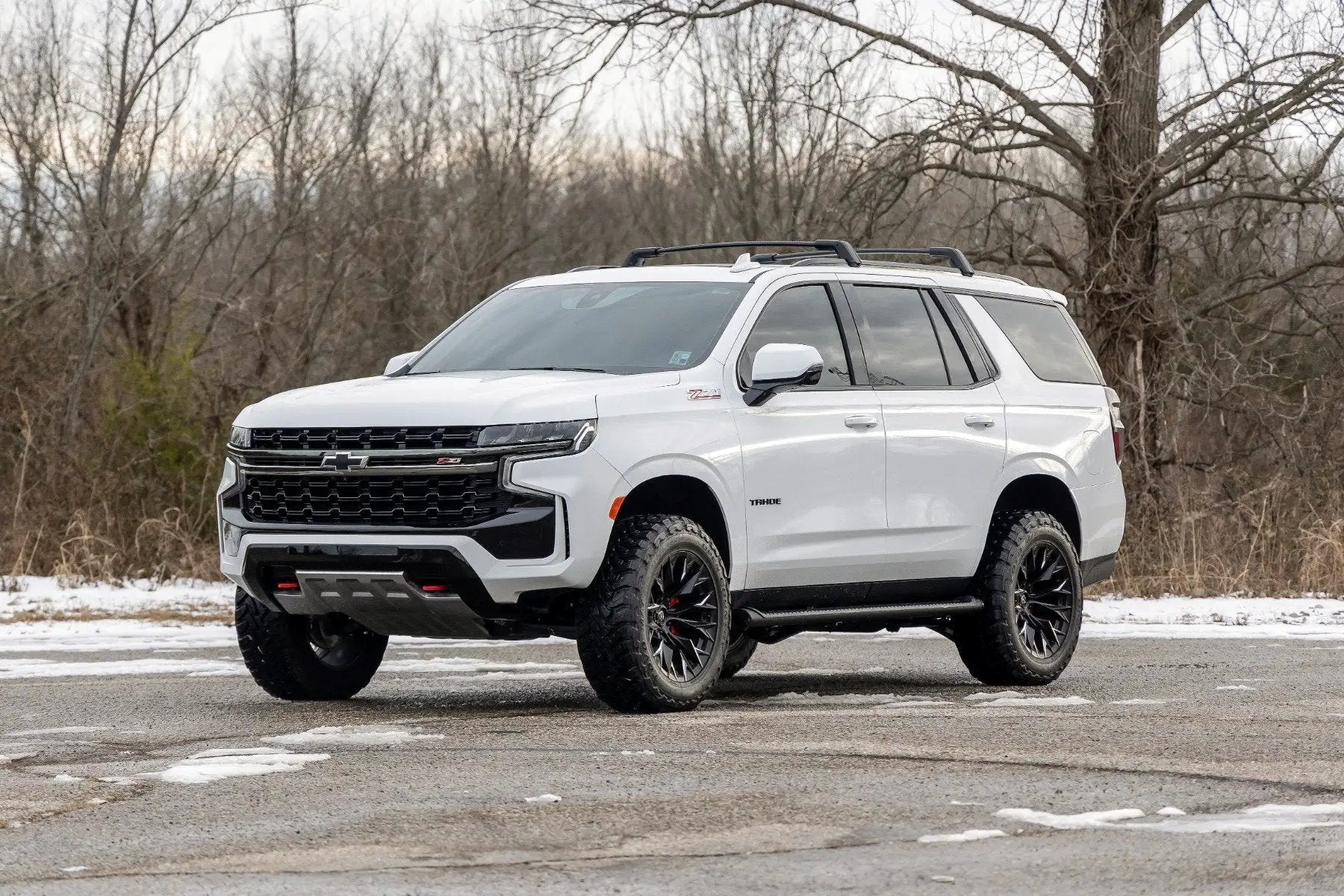 Rough Country 2 Inch Lift Kit | OE Air Ride | Chevy/GMC Tahoe/Yukon 4WD (2021-2025) by Rough Country