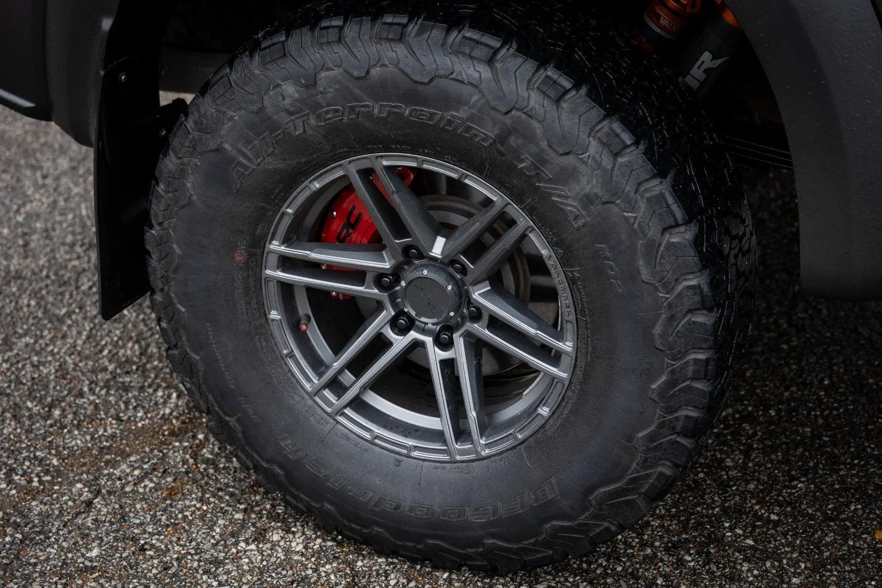 Rough Country Caliper Covers | Rear | Red | Elec Brakes | Ford Expedition/F-150/Raptor by Rough Country