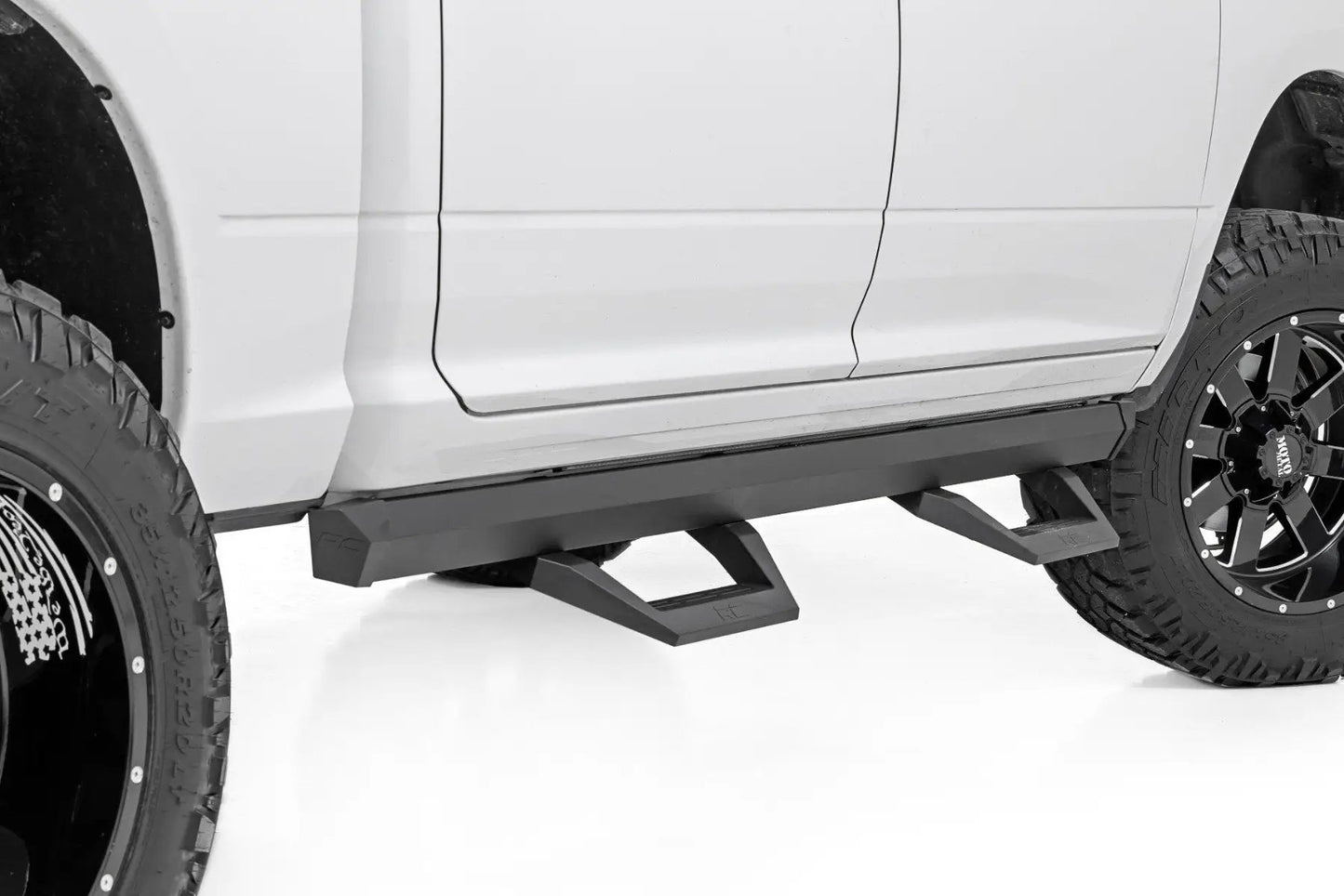Rough Country SRX2 Adj Aluminum Step | Crew Cab | Ram 1500/2500/3500 2WD/4WD (2010-2018 & Classic) by Rough Country