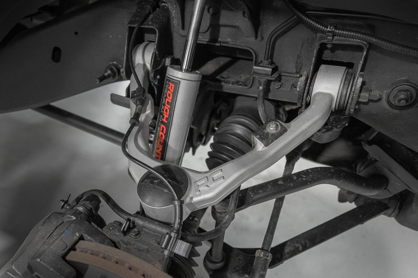 Rough Country Forged Upper Control Arms | OE Upgrade | Chevy/GMC 1500 (99-06 & Classic)