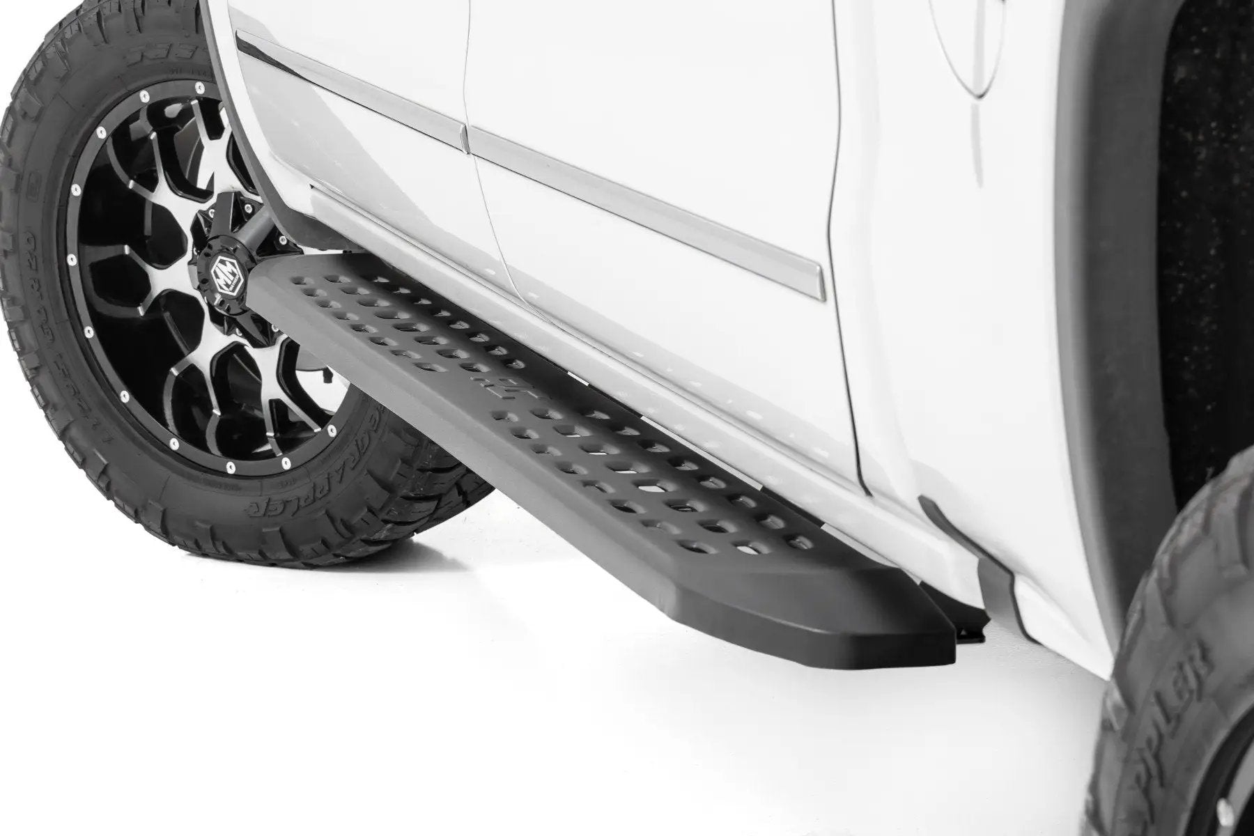 Rough Country RPT2 Running Boards | Crew Cab | Chevy/GMC 1500/2500HD/3500HD (07-18 & Classic) by Rough Country