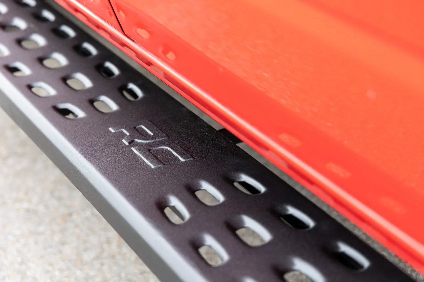Rough Country RPT2 Running Boards | Crew Cab | Black | Ram 1500 (19-26)/1500 TRX (21-24) by Rough Country