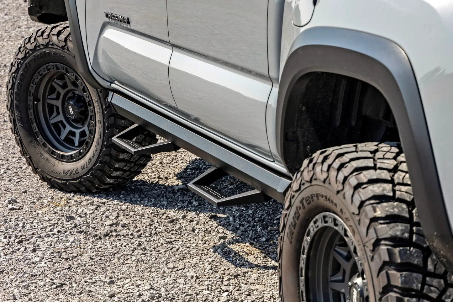 Rough Country SRL2 Adj Aluminum Step | Double Cab | Toyota Tacoma 2WD/4WD (2005-2023) by Rough Country